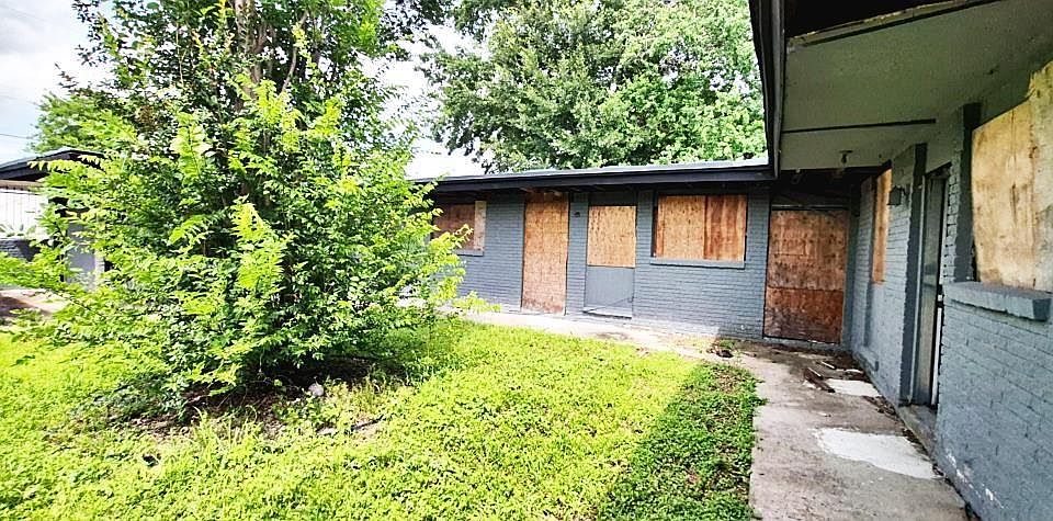 1st image of 4524 Balkin St