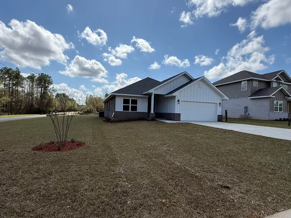 2400 Aleia Ln, Crestview, FL 32536