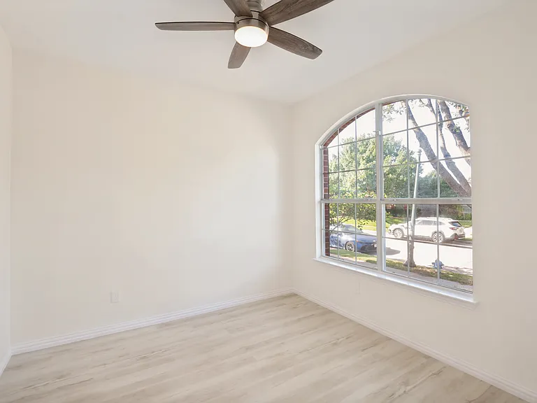 4520 Crooked Ridge Dr — Photo 6