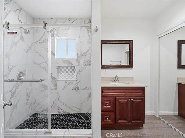 7620 Variel Ave — Photo 21