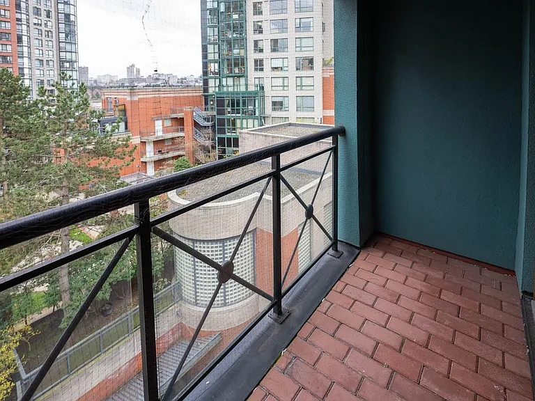 1230 Hamilton St #1230 — Photo 17