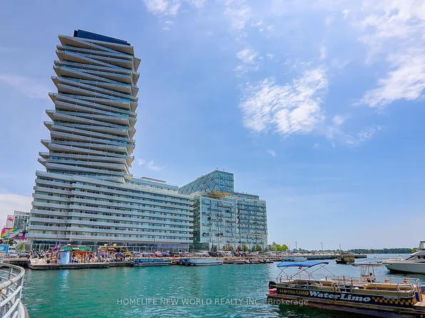15 Queens Quay E #1906, Toronto, ON M5E 0A4