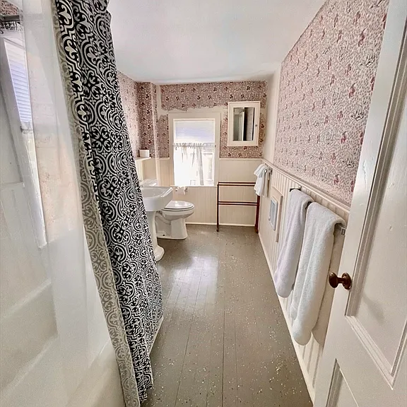 4 Traders Ln — Photo 13