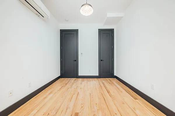 Rented by Nooklyn NYC LLC | media 14