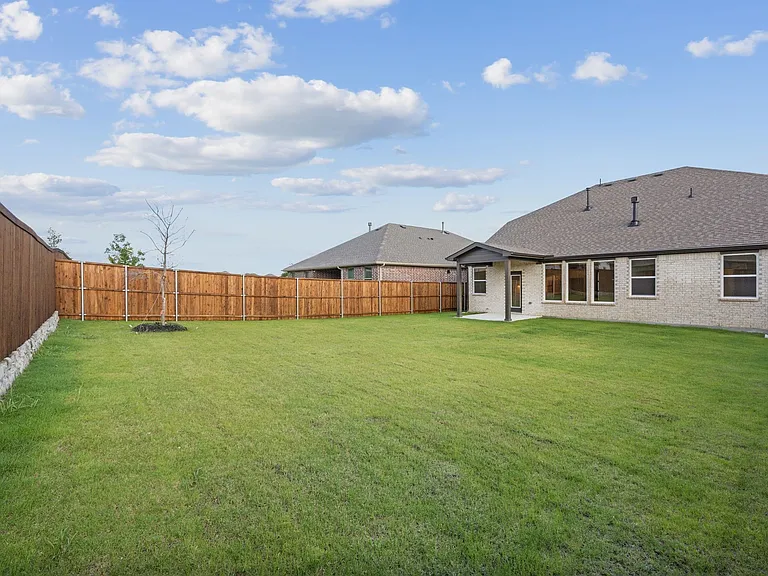 3513 Sunflower St — Photo 23