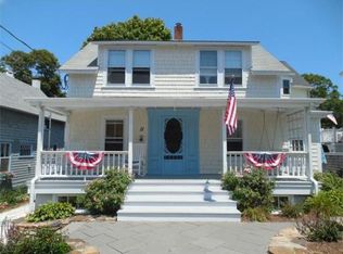 11 1st St, Wareham, MA 02571