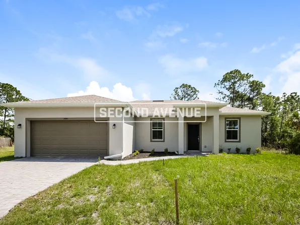 7440 Helliwell St, North Port, FL 34291