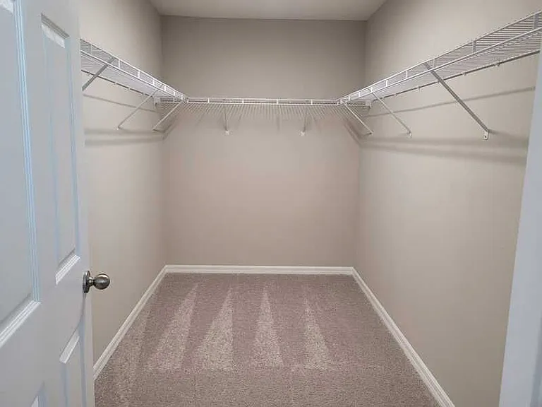 1315 Axel Cir — Photo 12
