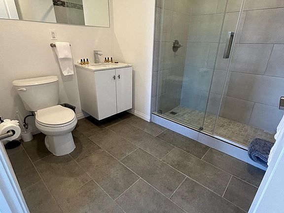 2nd image of 45 W 81st St #8E