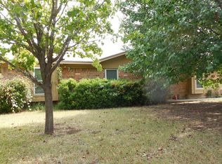 907 S Old Temple Rd, Lorena, TX 76655