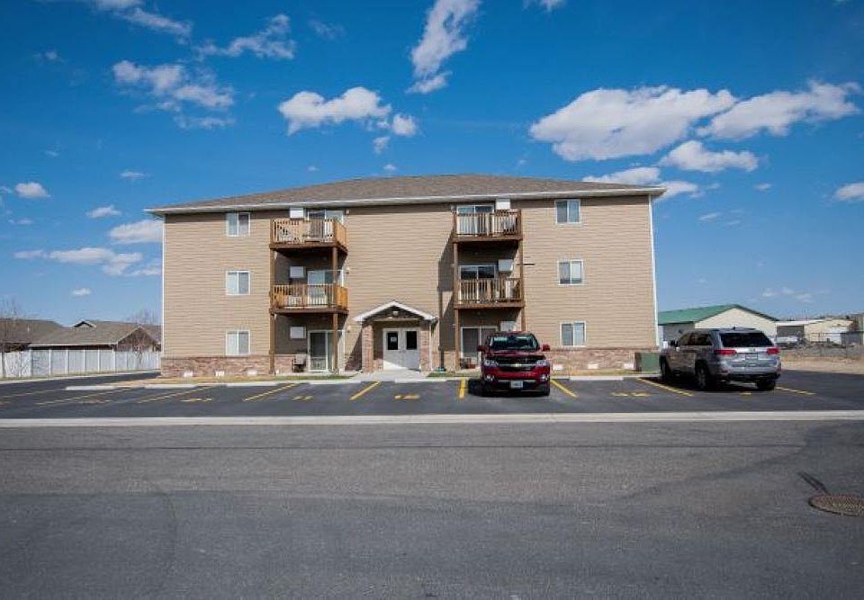 1st image of 2850 Kent Ave #34