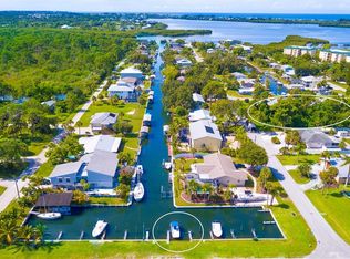 9161 Pine Cove Dr, Englewood, FL 34224