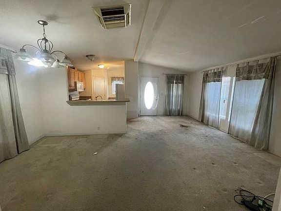 2nd image of 320 Sunny Hills Dr