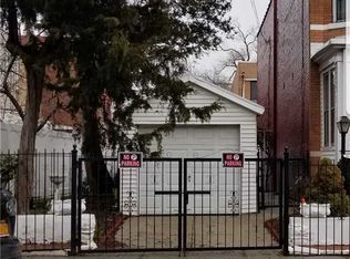 3413 110th St, Flushing, NY 11368