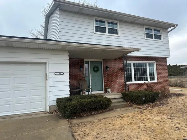 404 Parkview Drive, Columbus, WI 53925