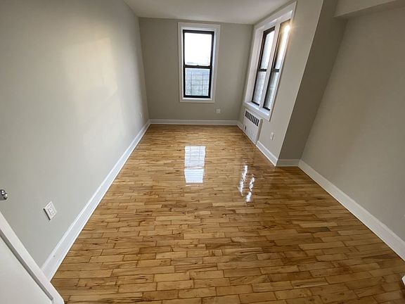 5th image of 8309 Brevoort St APT 3B
