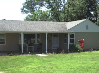 5965 S Bluff Springs Rd, Virginia, IL 62691