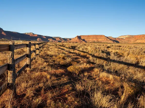 11 S Crimson Rd #11, Kanab, UT 84741