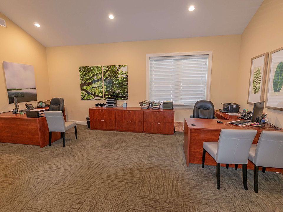 Leasing Office Interior