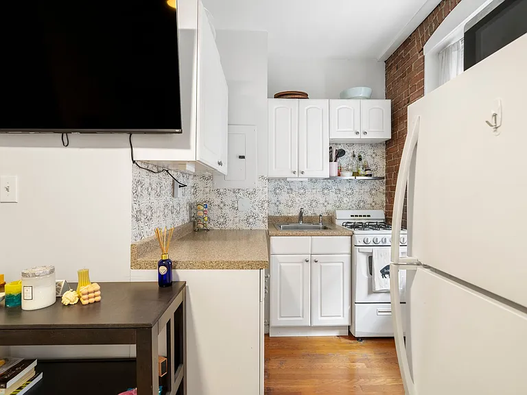 11 Unity St #3 — Photo 7