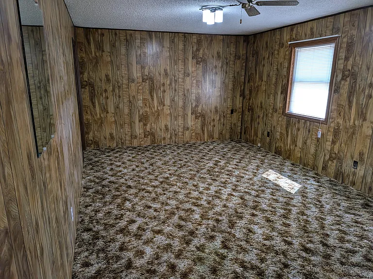 207 Walnut St — Photo 24