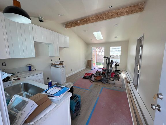 2nd image of 665 Townsite Dr #2