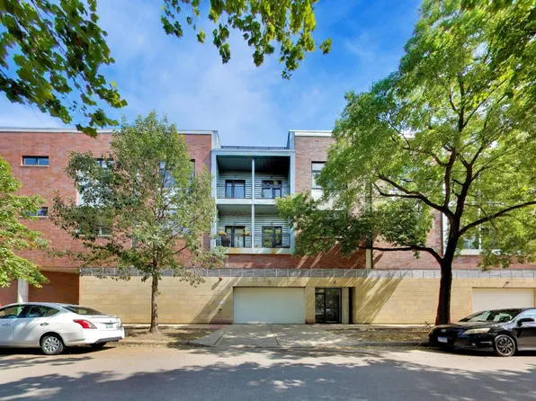 3735 N Wolcott Ave Unit 11, Chicago, IL 60613