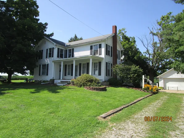 940 Jonesville Rd, Quincy, MI 49082