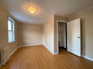 174 Hope St #2F, Brooklyn, NY 11211