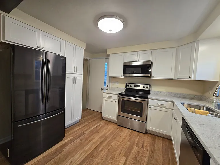 389 Beech Rd — Photo 7