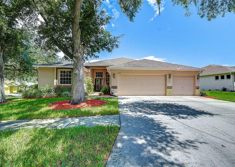 1st image of 2202 LONGMORE CIRCLE