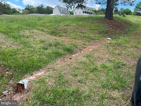 2nd image of Brounaugh Ln