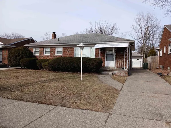 21731 Edmunton St, Saint Clair Shores, MI 48080