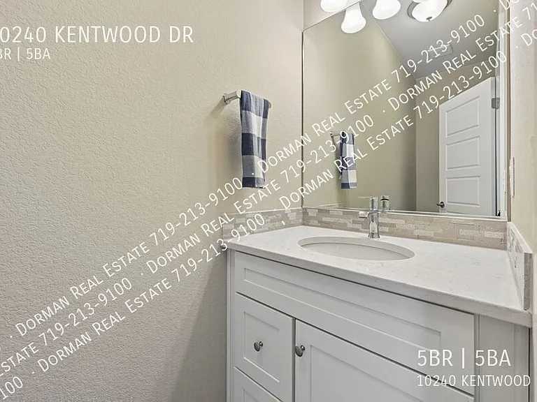 10240 Kentwood Dr — Photo 92