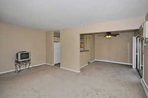 3rd image of 3900 Bayside Dr Unit 1