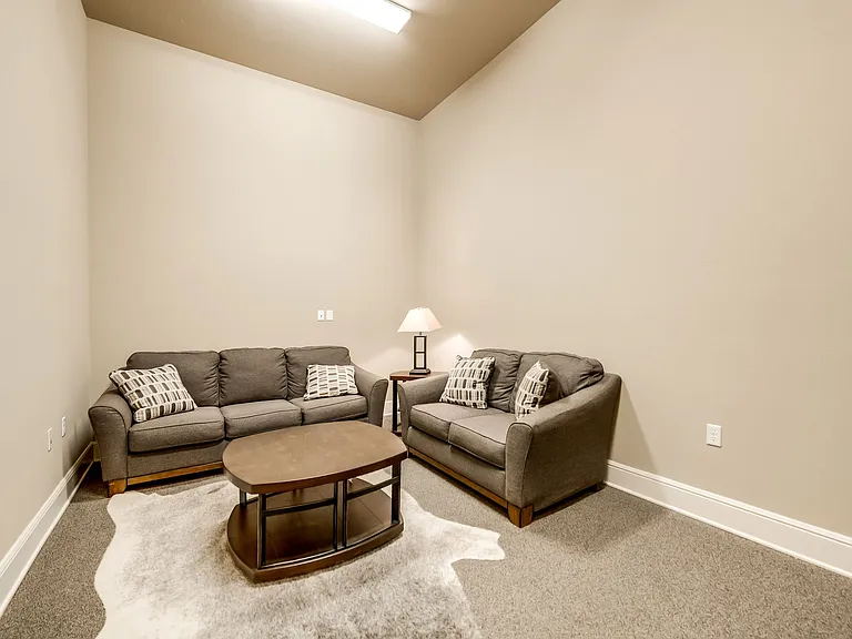 Majors Place — Photo 26