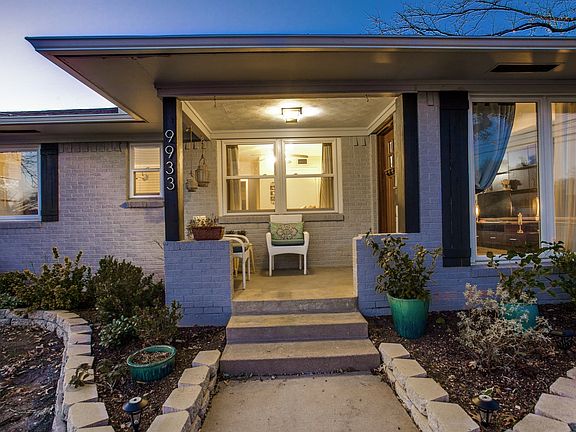 3rd image of 9933 Cloister Dr