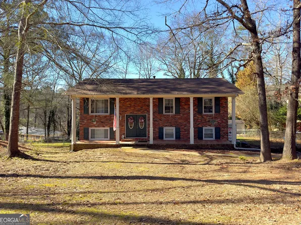 3643 Eagle Woods Cir, Lithonia, GA 30038