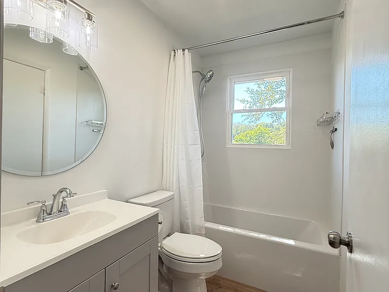 214 Rosehill Dr #B — Photo 13