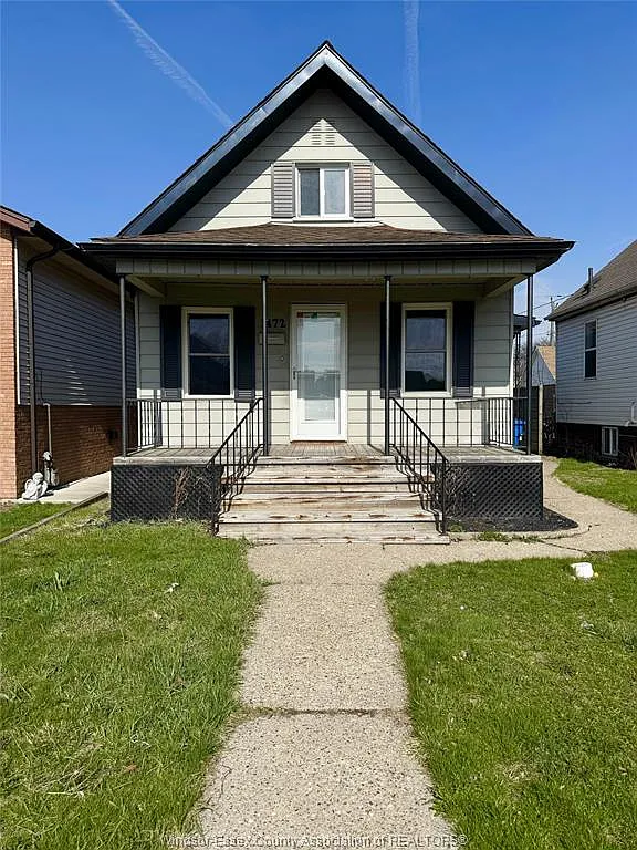 1472 Langlois Ave photo 1