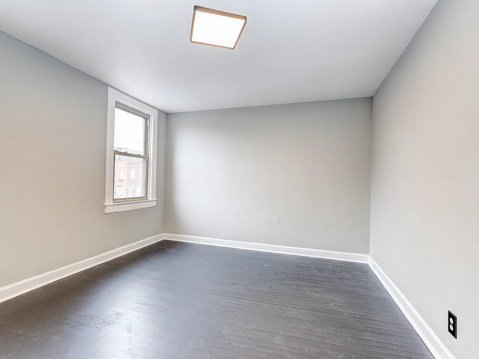 2 bed, 1280 sqft, $1,975 — Photo 3