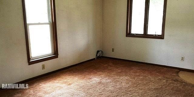 2nd image of 402 W Baldwin St