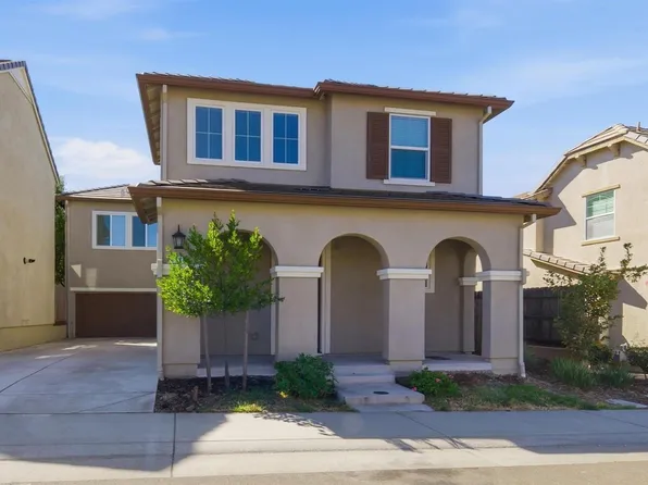 1376 Larkspur Dr, Rocklin, CA 95765