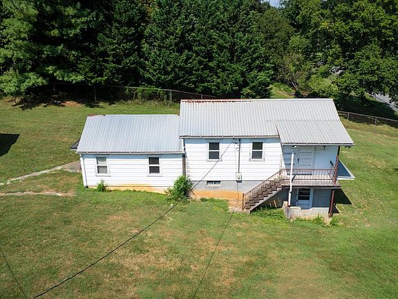 5th image of 24-38-42 Karns Ct