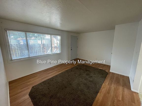 3rd image of 450 H St APT 4
