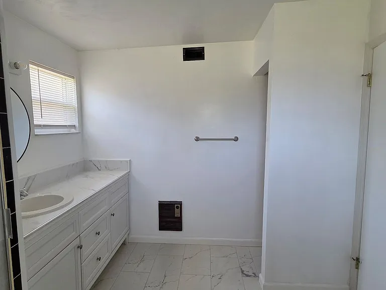 spacious master bathroom