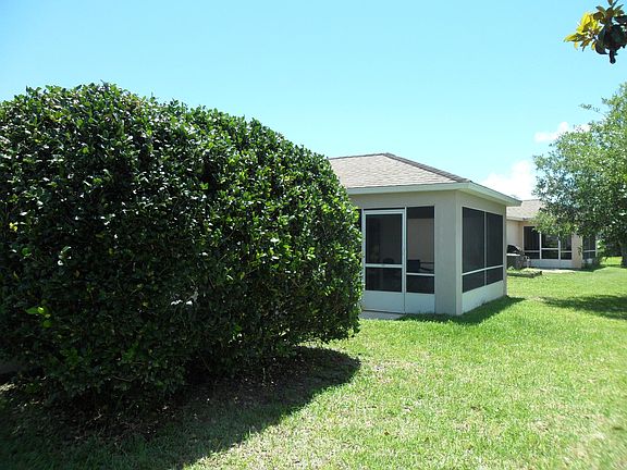 2nd image of 224 Grand Preserve Way