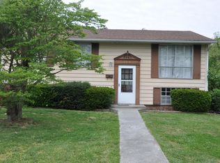 1314 S Dee Ave, Covington, VA 24426