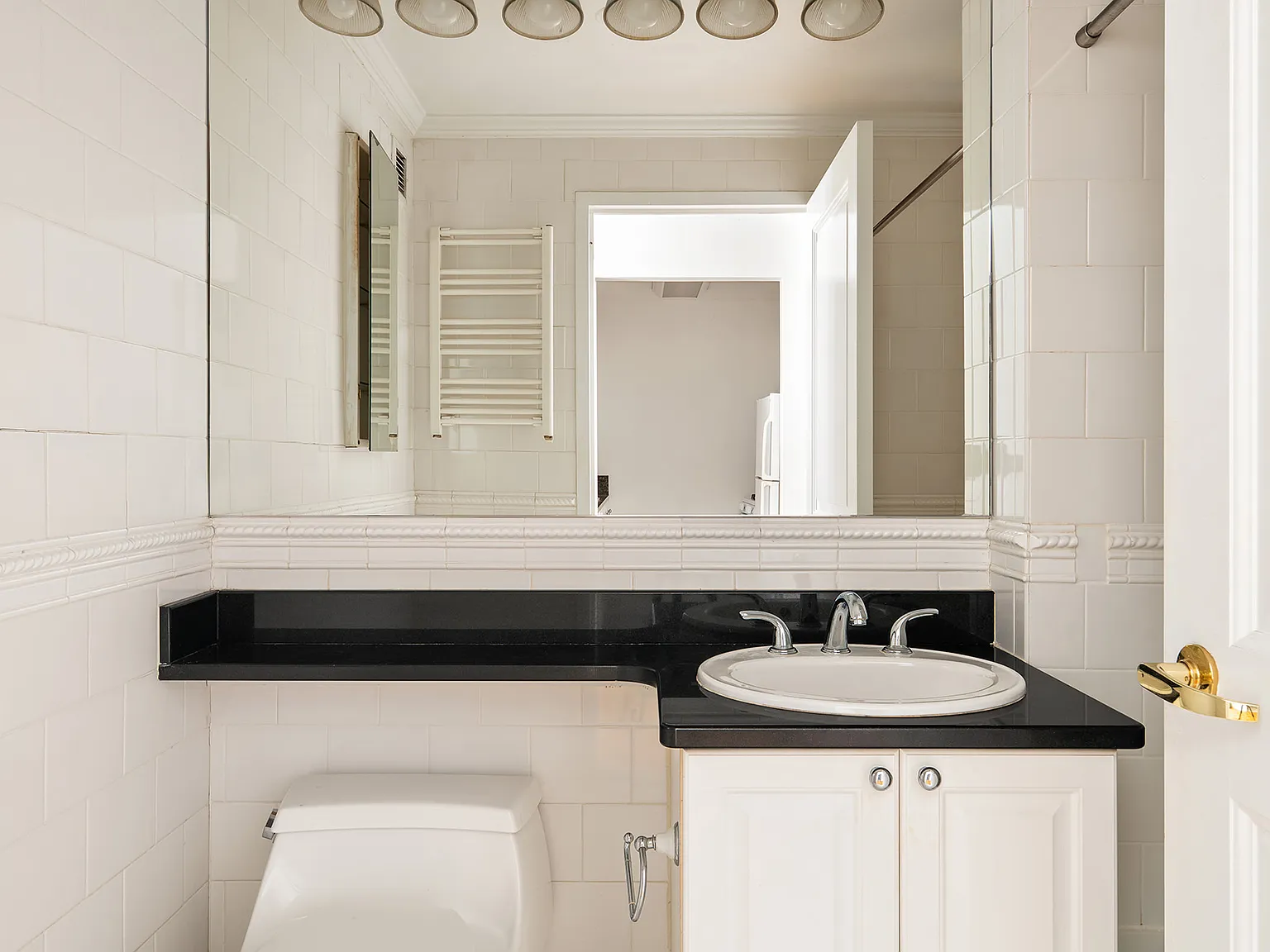 404 East 76th Street — Photo 4