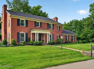 5900 Cabin Way, Glenview Hills, KY 40222